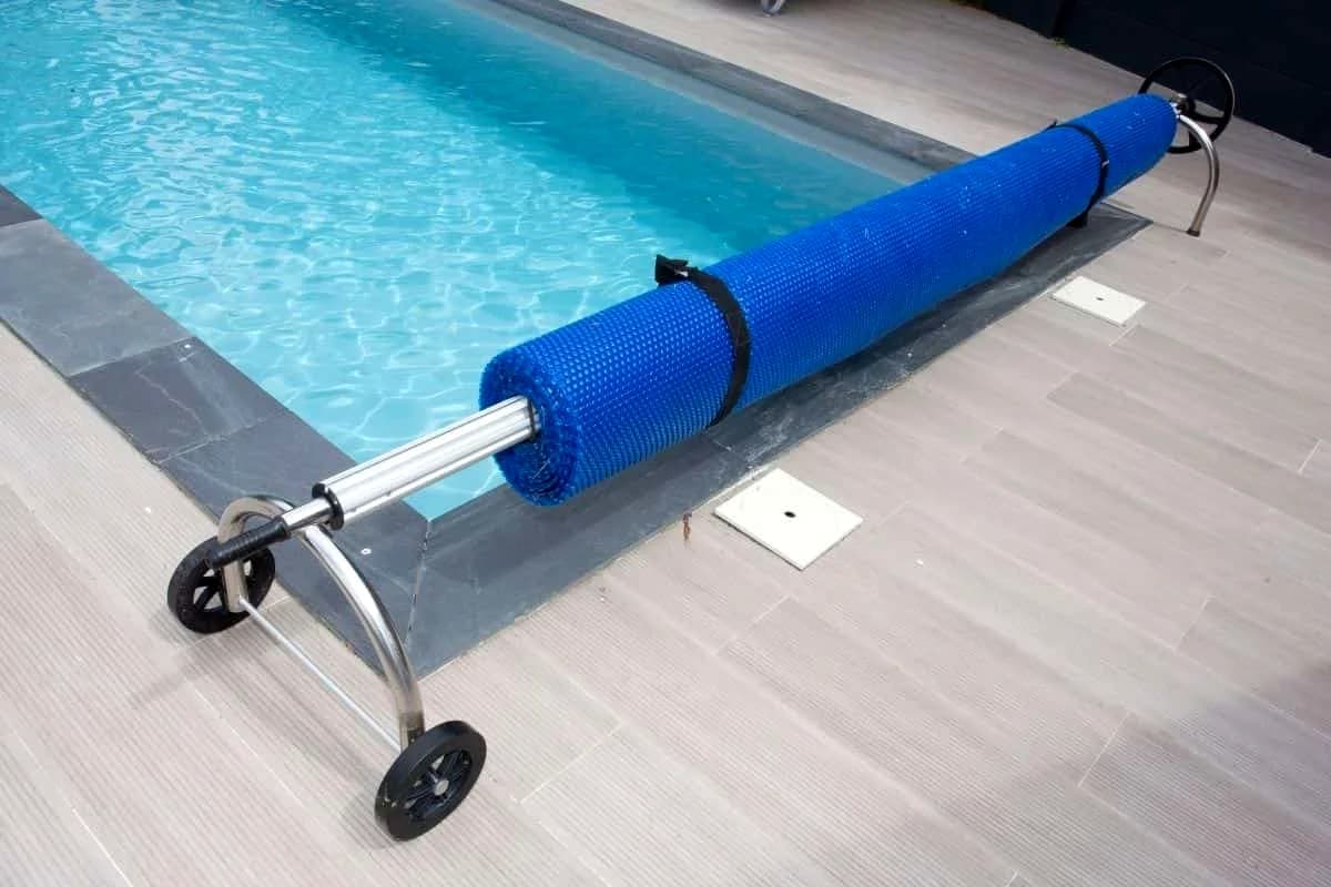Splash into Savings: An Ultimate Guide to the Cost of Solar Pool Covers and How to Get the Most for Your Money
