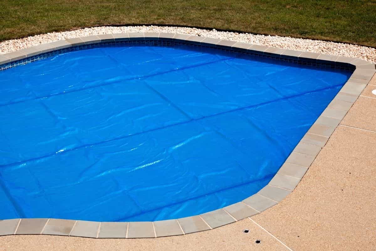 pros-and-cons-of-solar-pool-covers